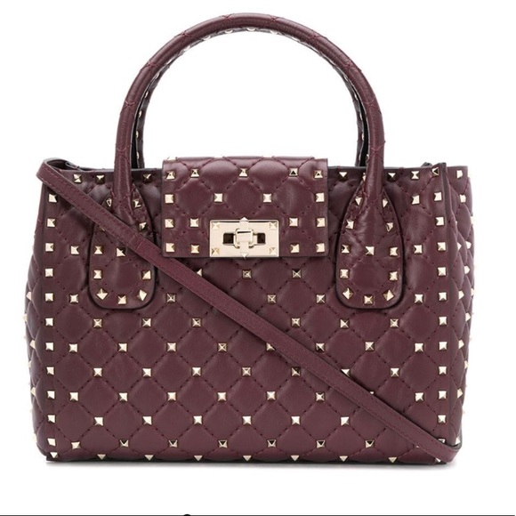 Valentino Garavani Handbags - 😍🥰 VALENTINO Garavani Rockstud tote 🥰😍